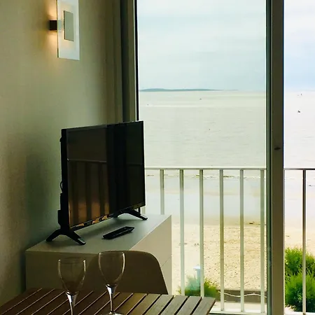 Apartment Merveilleux Face La *