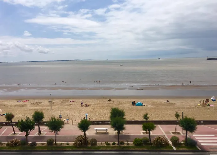 Merveilleux Face La Apartment *